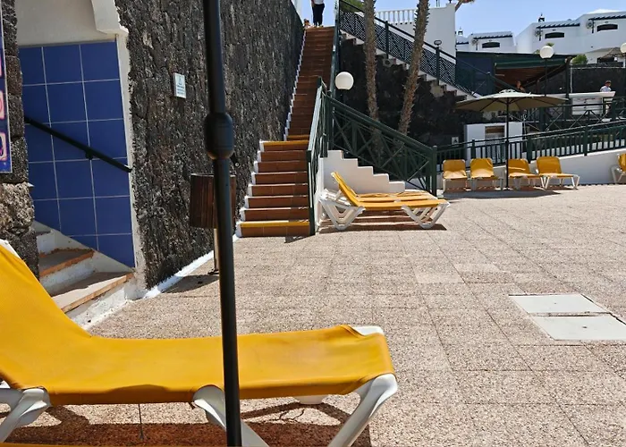 Aparthotel San Marcial 3*