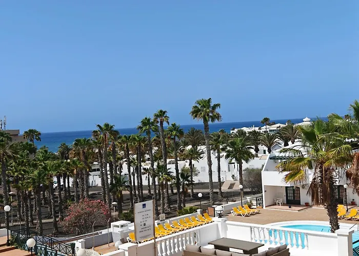 מלון דירות San Marcial 3*